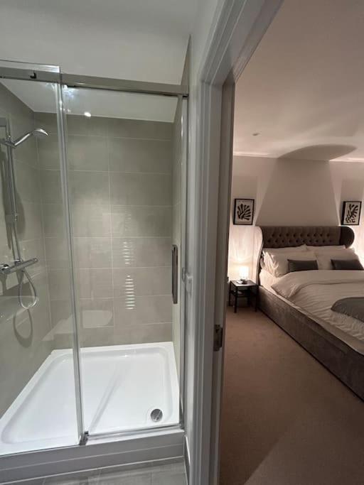 Luxury 2 Bed 2 Bath Cntrl Londra