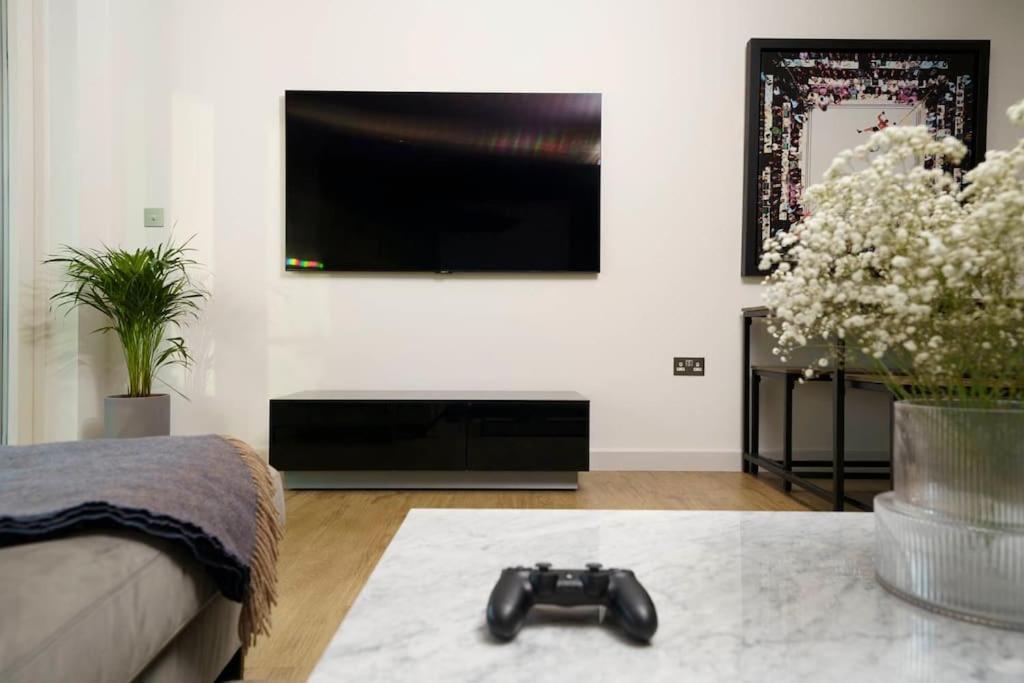 Luxury 2 Bed 2 Bath Cntrl Appartamento *